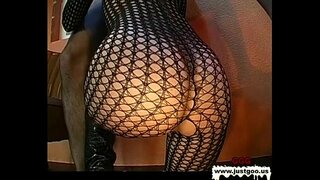 Шлюшка немецкий - Пожалуйста, мӓмнӓн киска пӹтӓренӓ